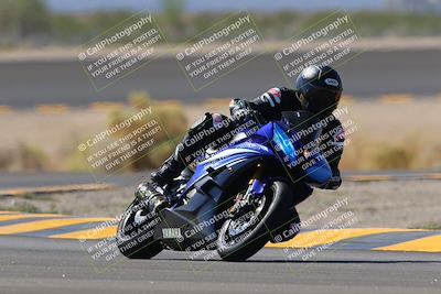 media/Oct-08-2022-SoCal Trackdays (Sat) [[1fc3beec89]]/Turn 14 (1050am)/